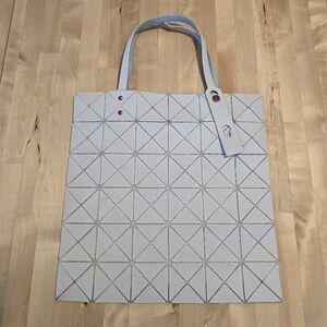 BAO BAO ISSEY MIYAKE Lucent Geo Lightweight Collapsible Tote Bag